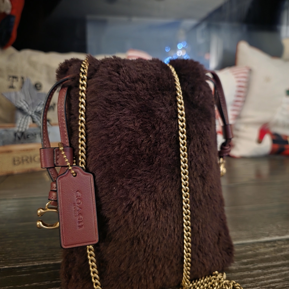 Nwot Coach Drawstring Shearling Pouch In Burgundy… - image 5